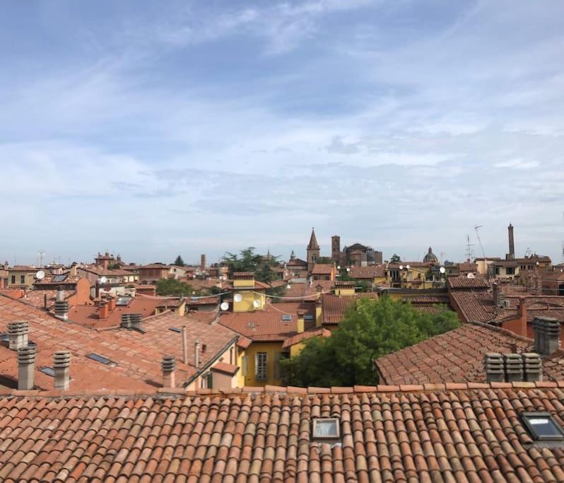 Romantic Attic Room With Panoramic View Bologna Eksteriør bilde
